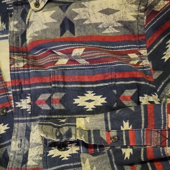 American Eagle Outfitters Geometric Button-Up Shirt - Picture 3 of 4